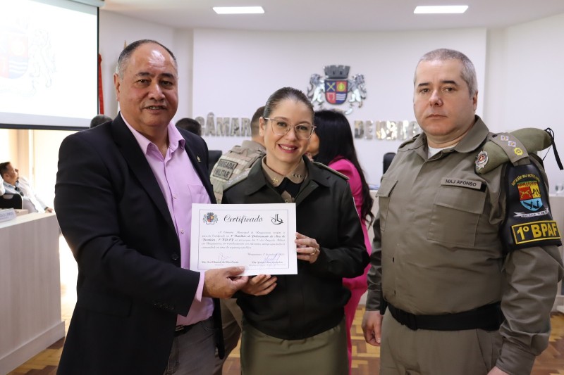 Brigada Militar de Uruguaiana recebe Homenagem em Sessão na Câmara de