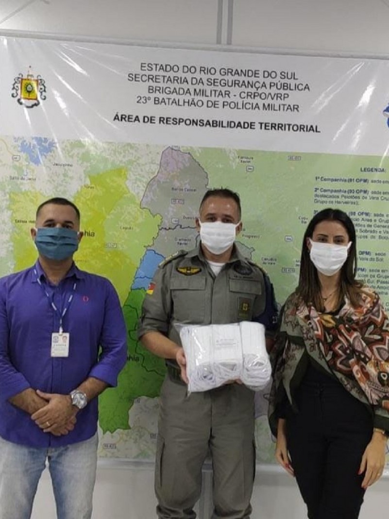 Entrega de m&aacute;scaras