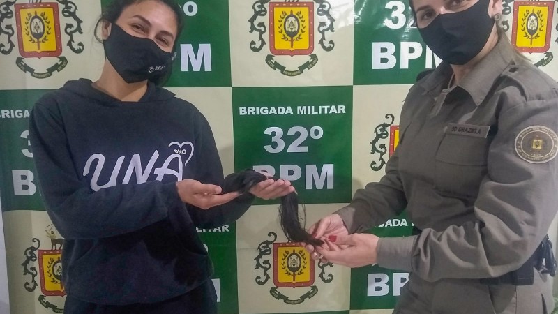 entrega de mecha de cabelo