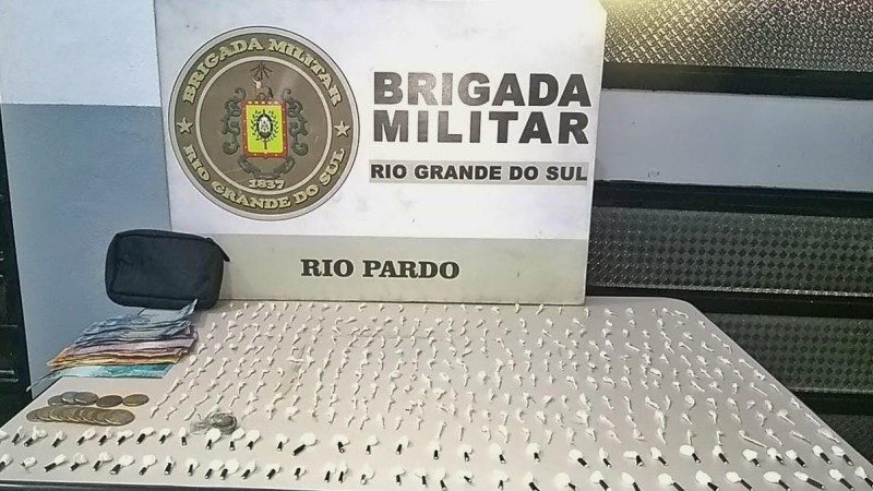 BM de Rio Pardo prende mulher por tráfico de drogas