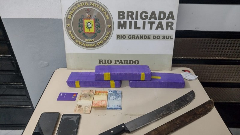 Brigada Militar de Rio Pardo prende trio por tráfico de drogas