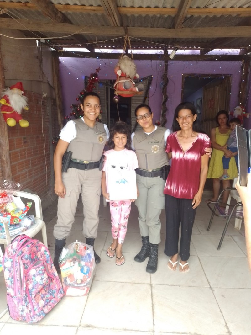 Brigada Militar de São Leopoldo realiza ação social no Natal
