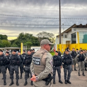 Tropa da Brigada Militar em forma